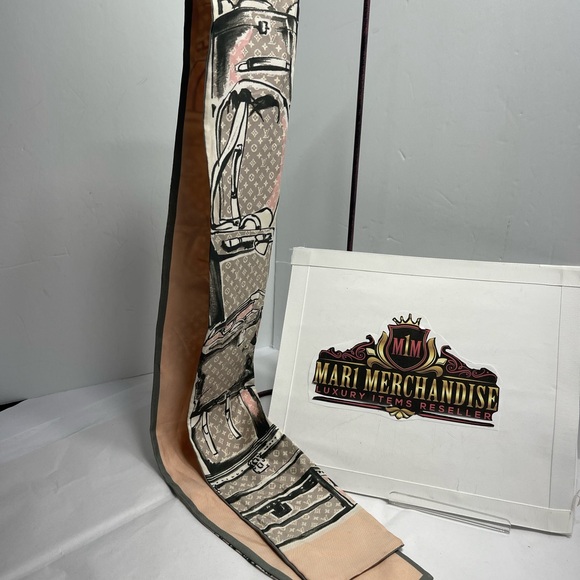 Louis Vuitton Twilly in Peach color, preloved. - Picture 5 of 10